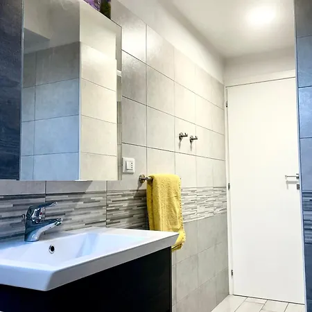 דירה Uno Due Tre Stella קיוג'ה