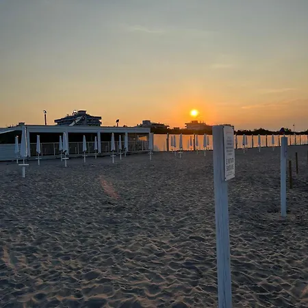 Uno Due Tre Stella * קיוג'ה